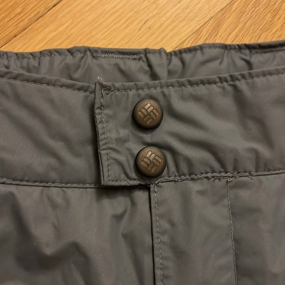 Columbia Gray Cargo Pants for Winter Sports - Picture 3 of 8